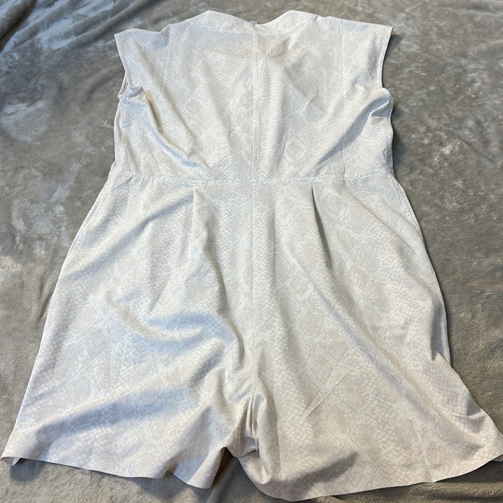 Athleta Marlow Romper In White Python - image 6